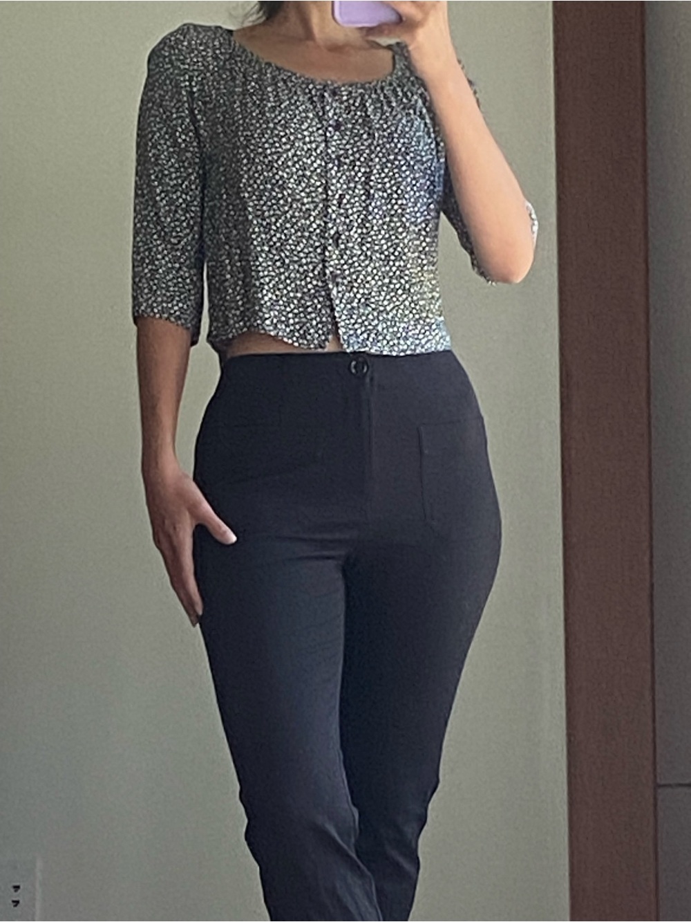 Cute 90’s Cropped Blouse